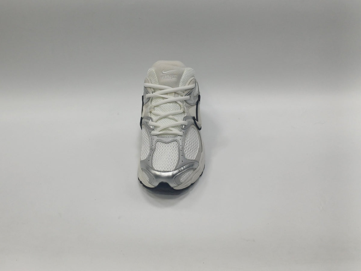 Nike Vomero 5 Beige Plata
